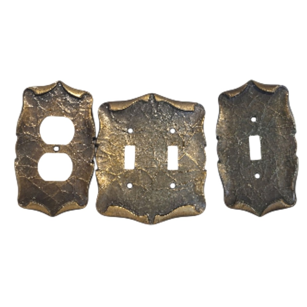 Vtg Amerock Carriage House 3 pc Lot Switch & Outlet Plates Anitique Brass Finish